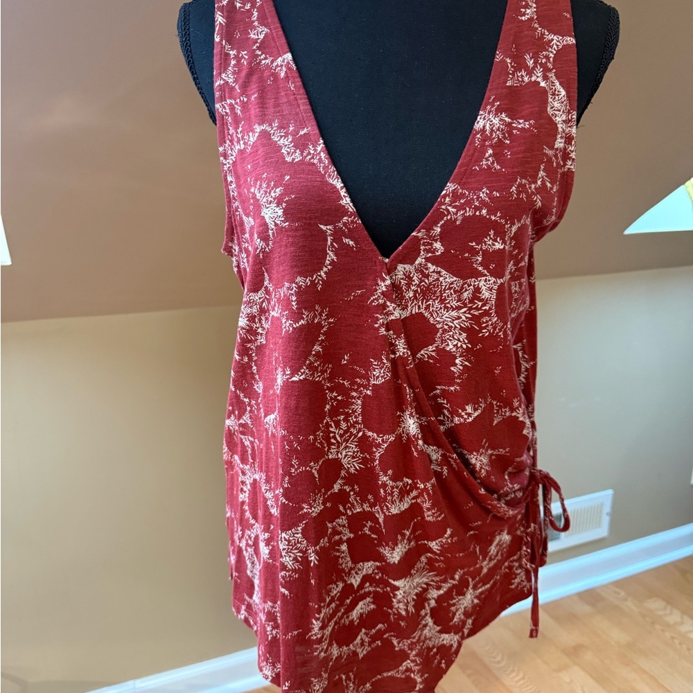 Lucky Brand Red and White Patterned Top